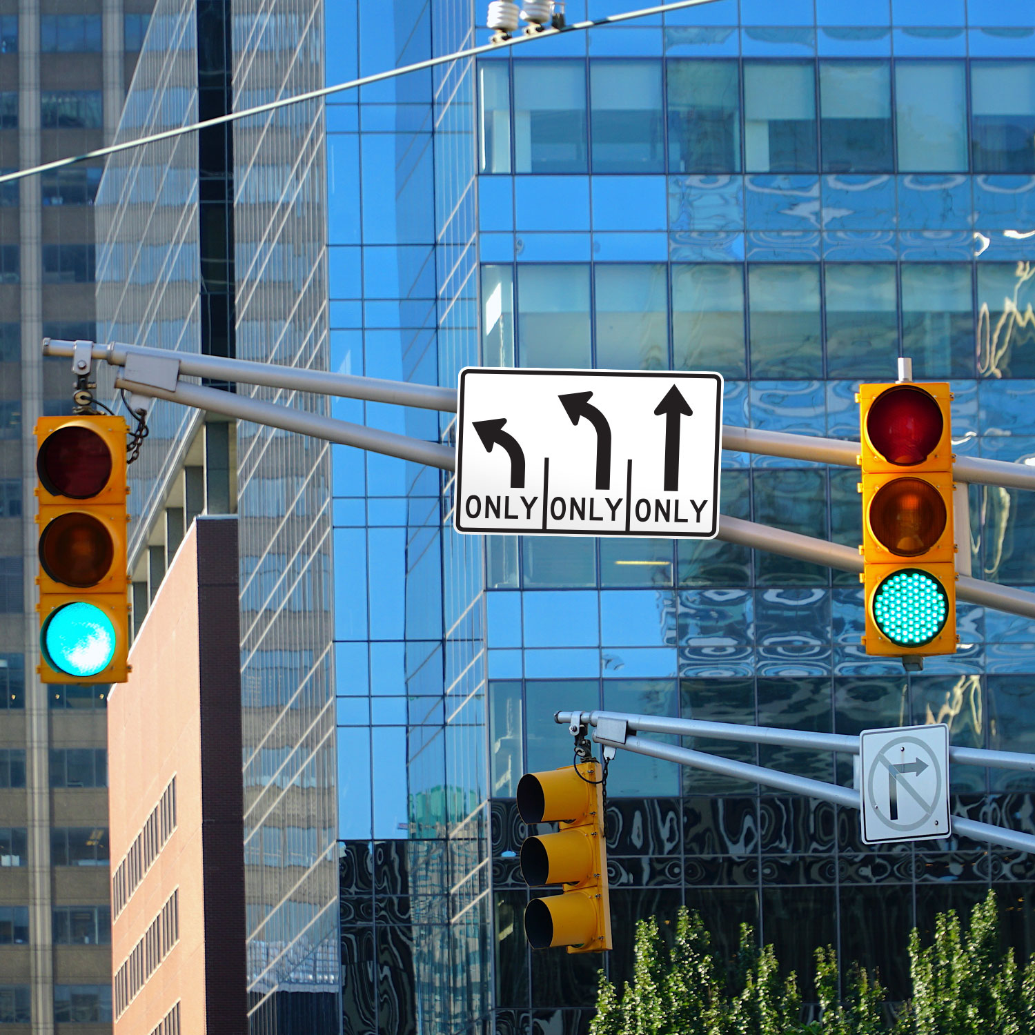 Texas 3 Lane Only Use Control Sign