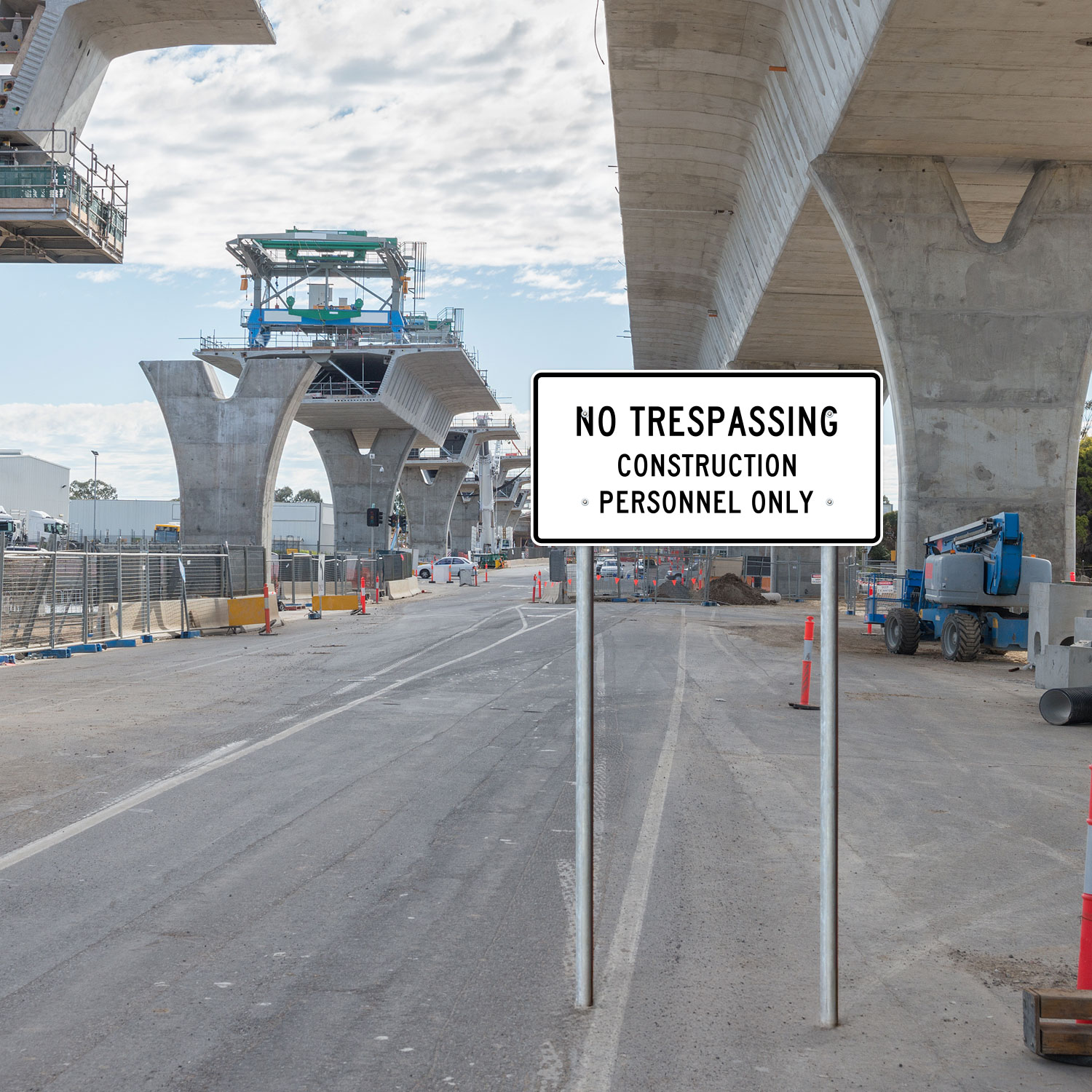 Texas No Trespassing Construction Personnel Only Sign